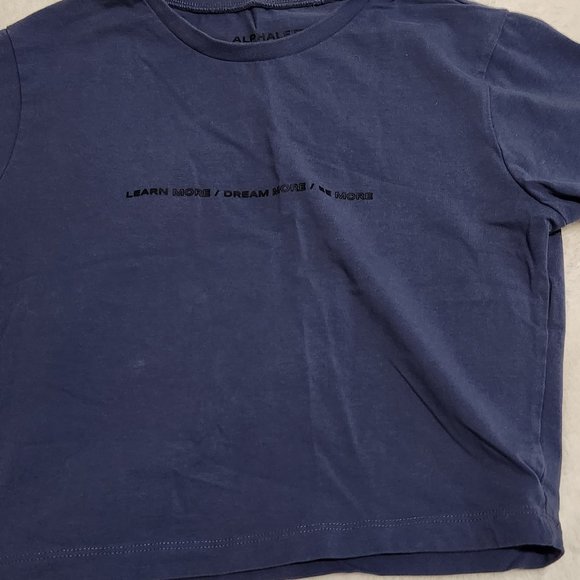 LDB-More Fitted Crop - Oceania - Picture 3 of 5